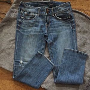 American Eagle artist stretch size 4 cropped